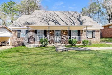 4086 BATTLEFIELD DR MEMPHIS, TN 38128